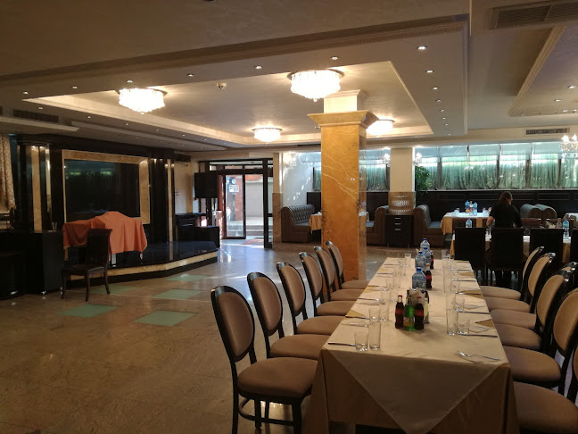 Три чучура, бул. „Цар Симеон Велики“ 1, 6000 Стара Загора