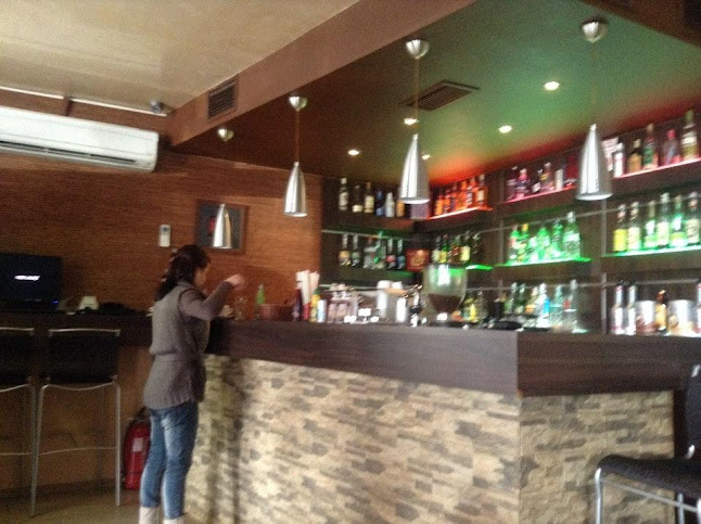 Opinii despre Red cafe în Луковит - Гастрономия и хотелиерство
