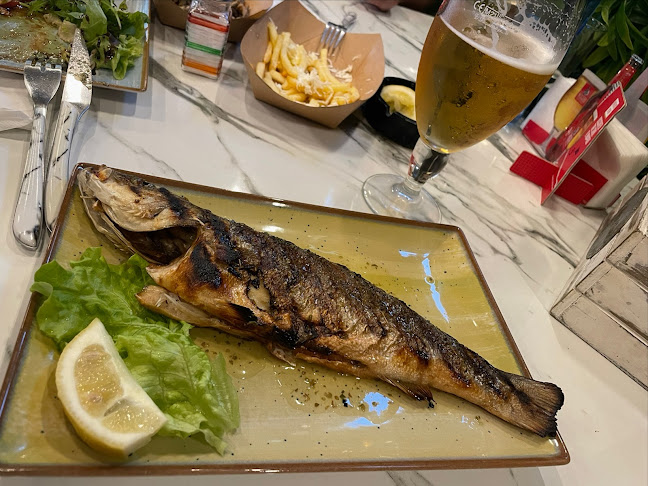 Fish & Grill La Playa - Гастрономия и хотелиерство