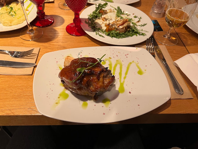 Comentarii opinii despre Hotel Sense Gastro Bar