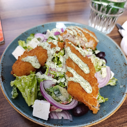 Happy Bar & Grill Yan Palah