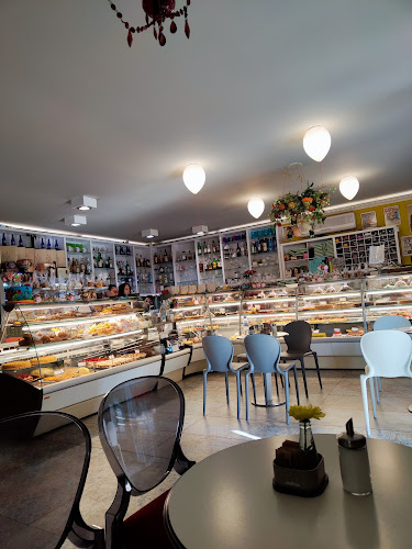 ж.к. Изток, ул. „Фредерик Жолио Кюри“ 10, 1113 София