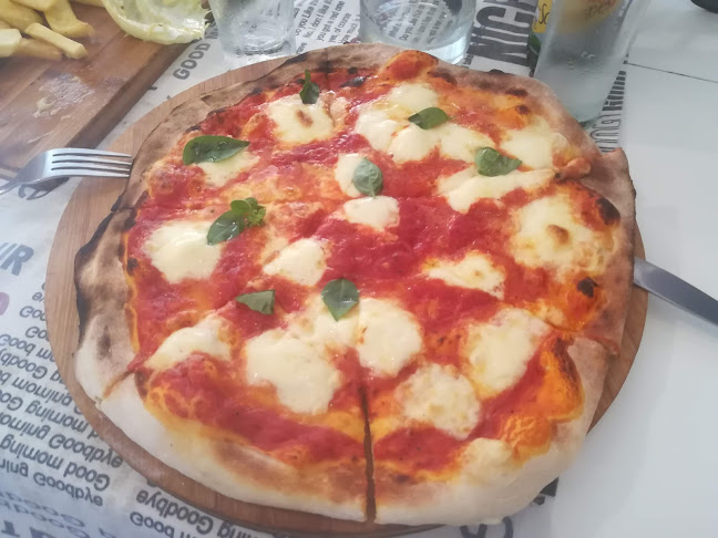 Chef's family bar&kitchen - Гастрономия и хотелиерство