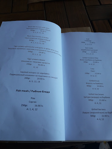 Comentarii opinii despre Fish & BBQ Restaurant