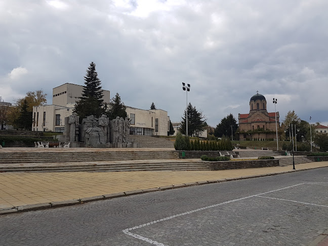 Кафе-сладкарница "Fresh" - Гастрономия и хотелиерство