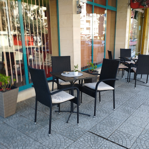 Opinii despre Кафе Аперитив Стил în Плевен - Гастрономия и хотелиерство