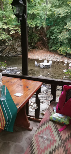 ул. „Георги Бенковски“ 72-76, 5720 Рибарица