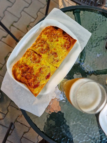 The Place Coffee & Cake - Гастрономия и хотелиерство