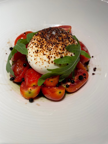 София център, бул. „Цар Освободител“ 8A, 1000 София