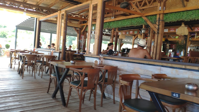 Ред рок - Гастрономия и хотелиерство