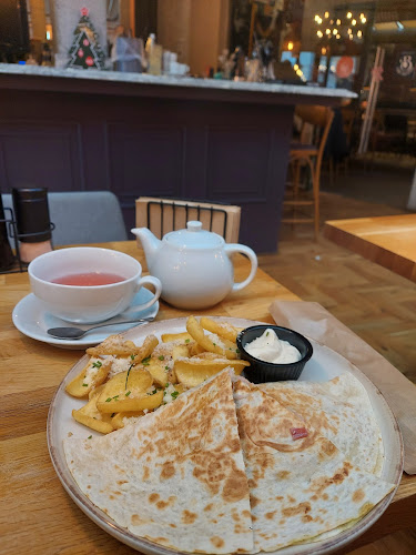 Бургас Център, ул. „Генерал Скобелев“ 3, 8000 Бургас