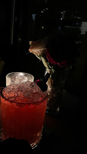 ANYWAY cocktail bar - Пловдив