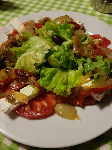 Русе Център, ул. „Църковна независимост“ 16, 7000 Русе