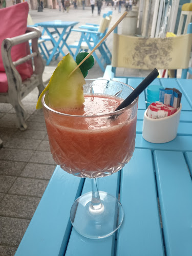 Уайт бар - Гастрономия и хотелиерство