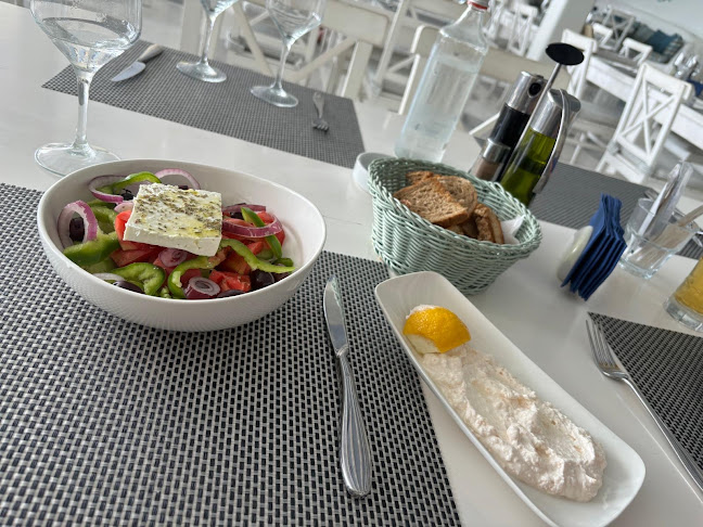 Comentarii opinii despre Fish Restaurant Levant Beach