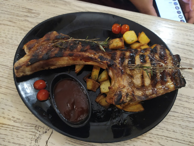 Opinii despre Двете халби în София - Гастрономия и хотелиерство