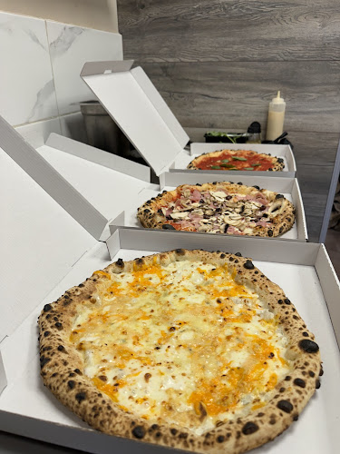 ж.к. Красно село, бул. „Цар Борис III“ 123, 1618 София