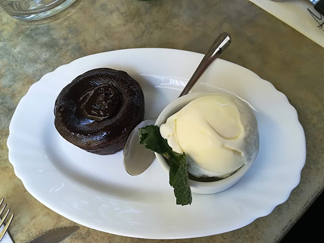 Мистрал - Гастрономия и хотелиерство