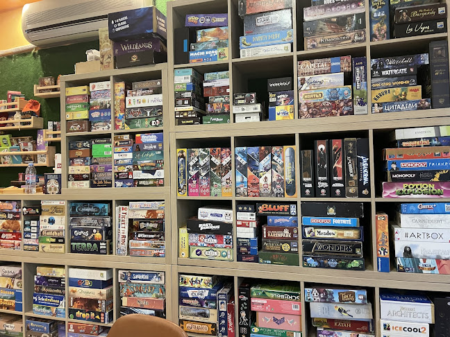 Comentarii opinii despre Offline Café