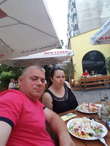 Comentarii opinii despre Кафе / Ресторант Пчелата майка