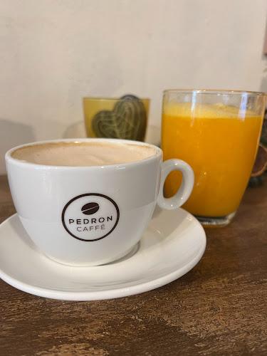 Pette Kyosheta, бул. „Прага“ 30, 1606 София