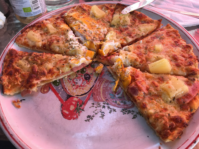 ул. „Васил Дечев“ 14, 4850 Чепеларе