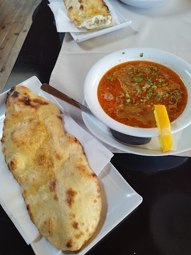 Комплекс "The River" - Гастрономия и хотелиерство