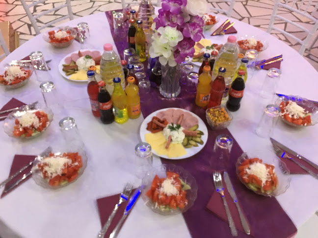 Opinii despre Сватбен салон Мутлу în Момчилград - Гастрономия и хотелиерство