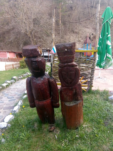 Чифлик Ненкови - Гастрономия и хотелиерство