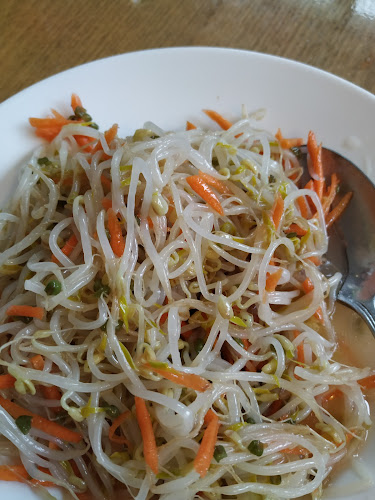 Нов Шанхай - Гастрономия и хотелиерство