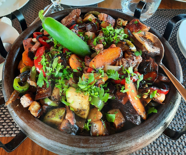 Ресторант Българка - Гастрономия и хотелиерство