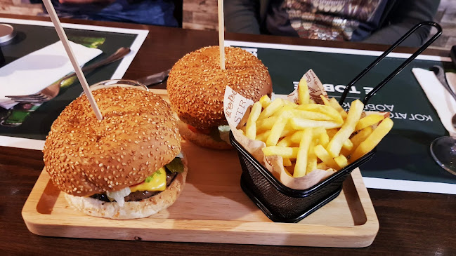 Opinii despre Music Pub - Мюзик Пъб în Павликени - Гастрономия и хотелиерство