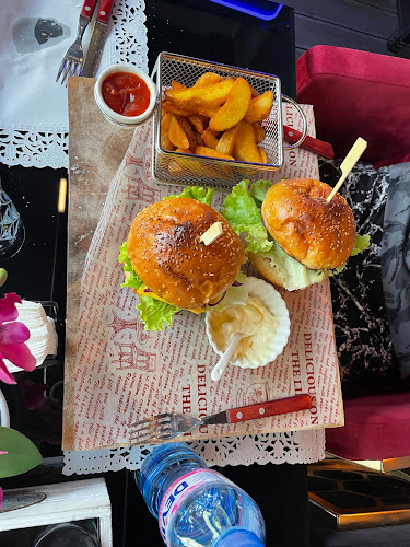 Coffee club Intriga - Гурково