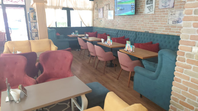 Opinii despre Cafe-Bar Vogue în Варна - Гастрономия и хотелиерство