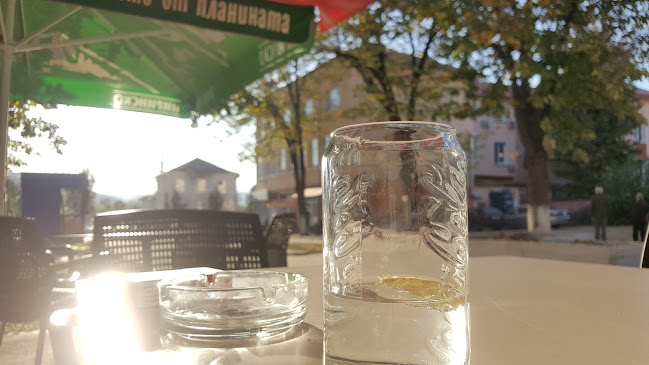 Кафе-Аперитив "Брадърс" - Гастрономия и хотелиерство