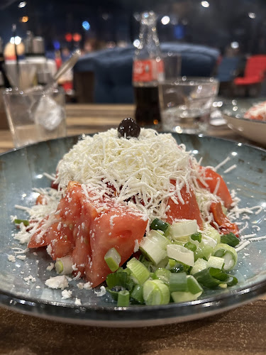 Фемили Спейс - Гастрономия и хотелиерство