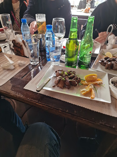 Под върбите - Гастрономия и хотелиерство