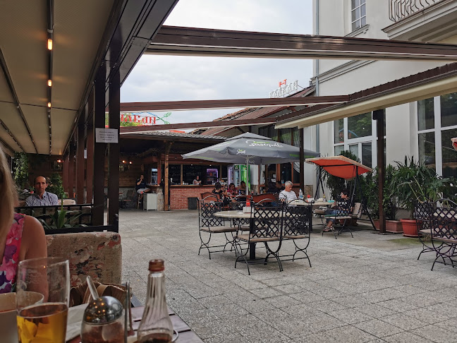 Балкан - Гастрономия и хотелиерство