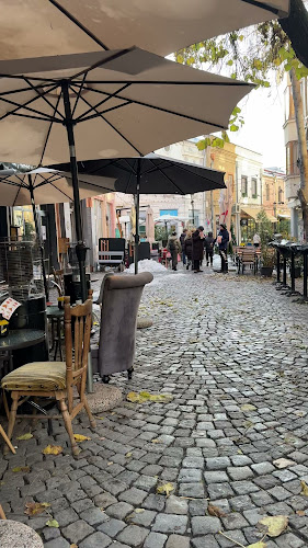 ANYWAY cocktail bar - Гастрономия и хотелиерство