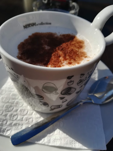 Нова България - Гастрономия и хотелиерство