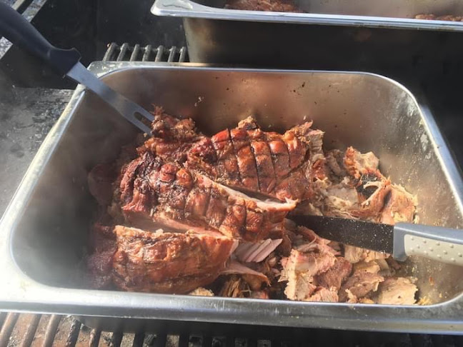 Comentarii opinii despre Кемпер за бързо хранене дърпано свинско