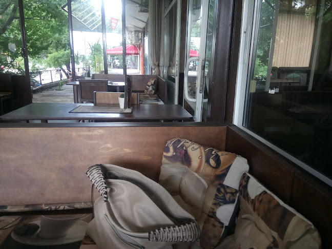 кафе "Класик" - Гастрономия и хотелиерство