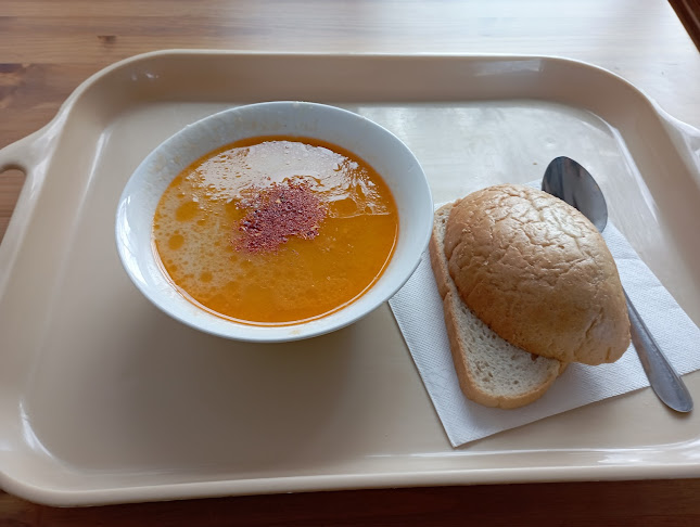 Opinii despre Ресторант за бързо хранене "Тракийски гозби" | Ресторант в Пловдив | Вкусна Храна în Пловдив - Гастрономия и хотелиерство