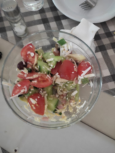 Opinii despre Хитър Петър în Пловдив - Гастрономия и хотелиерство