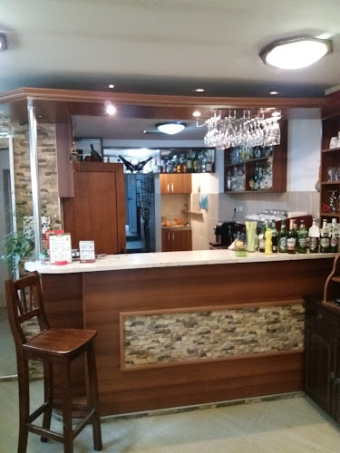 Opinii despre Гостилница - бистро "Шанел" în Шумен - Гастрономия и хотелиерство