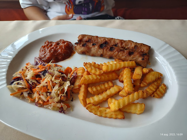 Бистро Дани - Гастрономия и хотелиерство