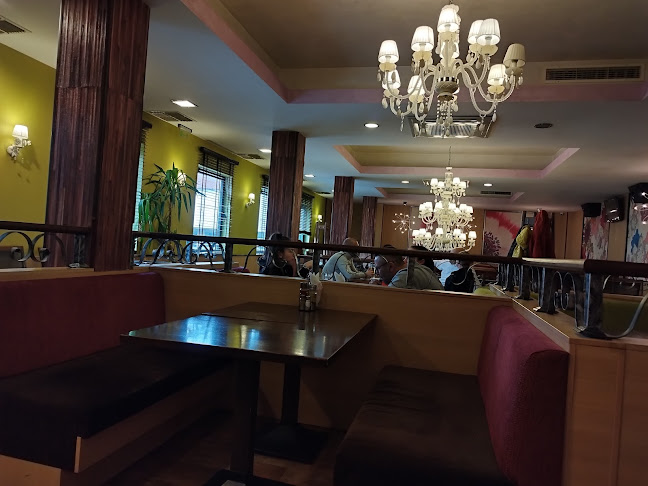 Център, пл. „Кракра Пернишки“ 1, 2300 Перник