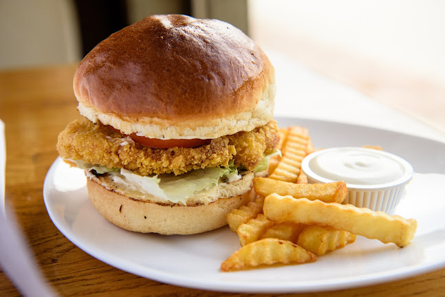 Ресторант „Стара къща“ - Гастрономия и хотелиерство