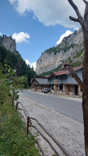 Trigradska r, 4825 Триград