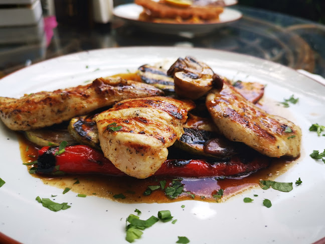 Opinii despre Ресторант "Къщата" Сопот în Сопот - Гастрономия и хотелиерство